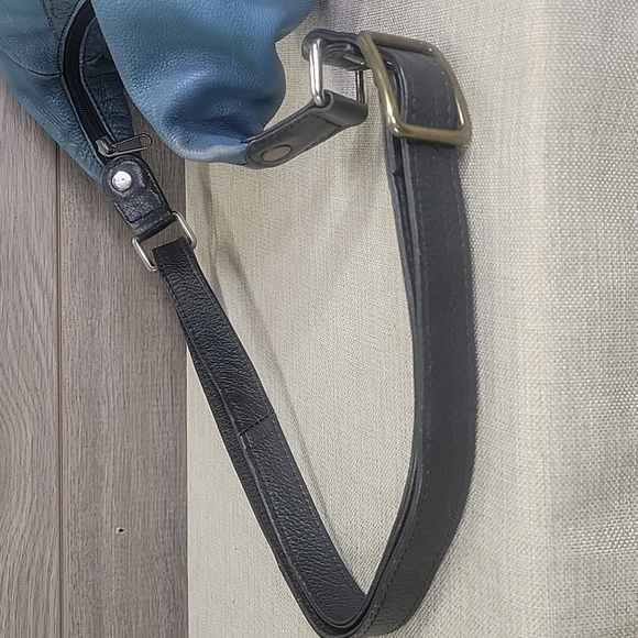 Anuschka Blue Hand Painted Leather Shoulder Bag - Picture 7 of 16